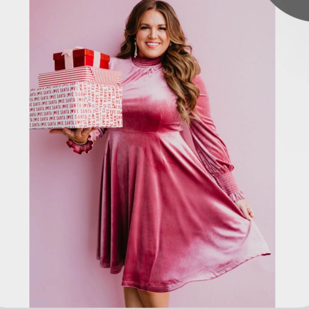 Pink desert velvet dress